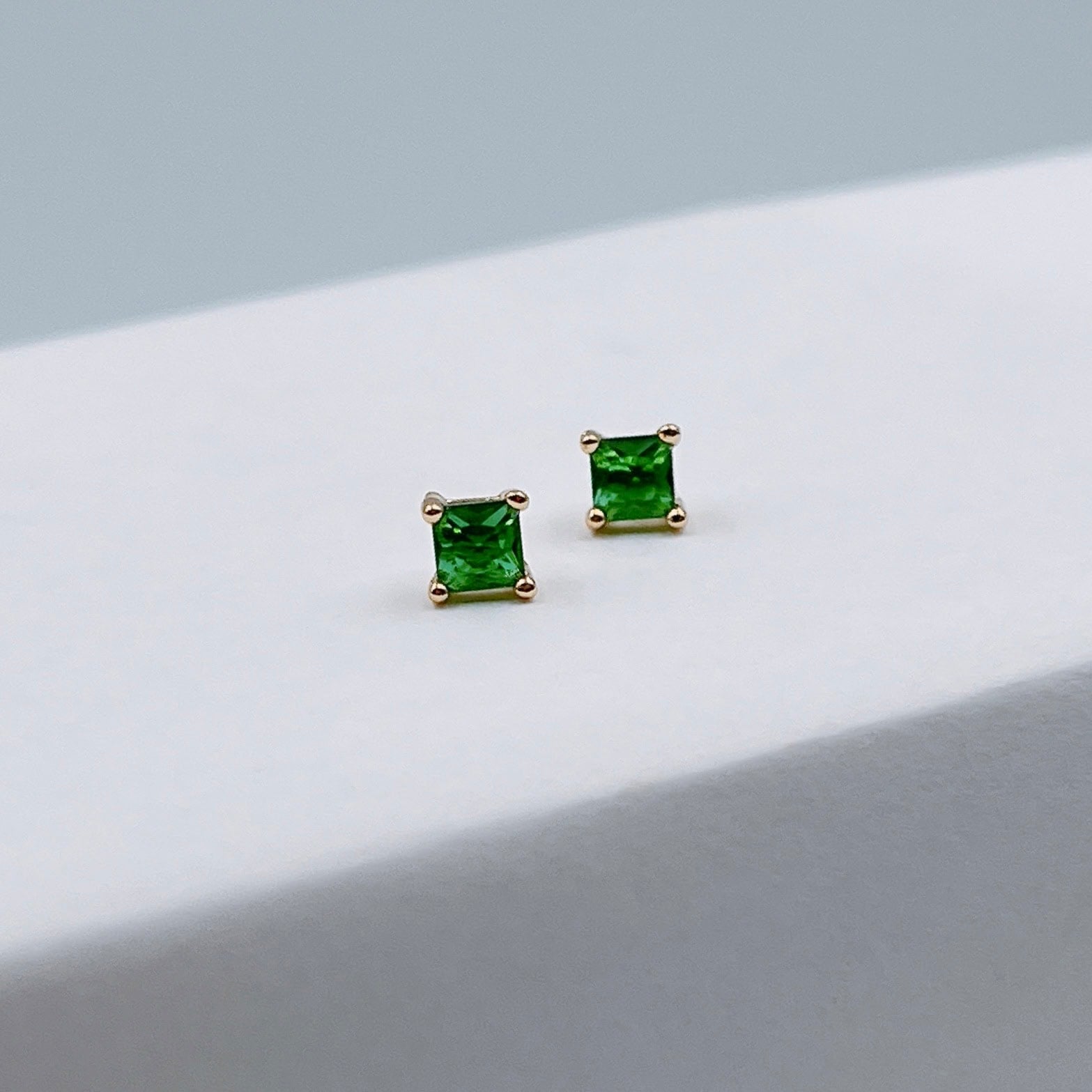 Aretes Mini cuadrados