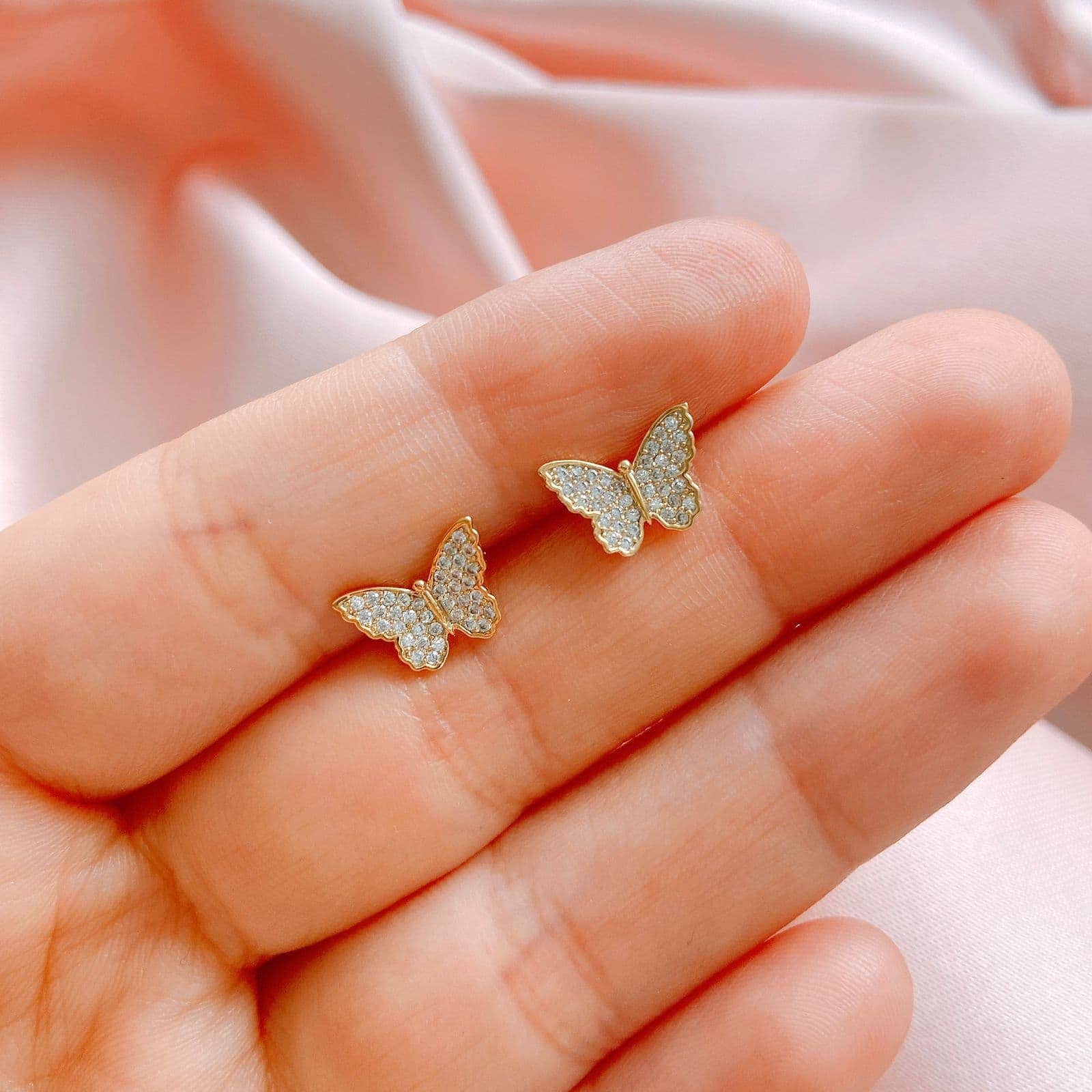 MINI ARETES DE MARIPOSA