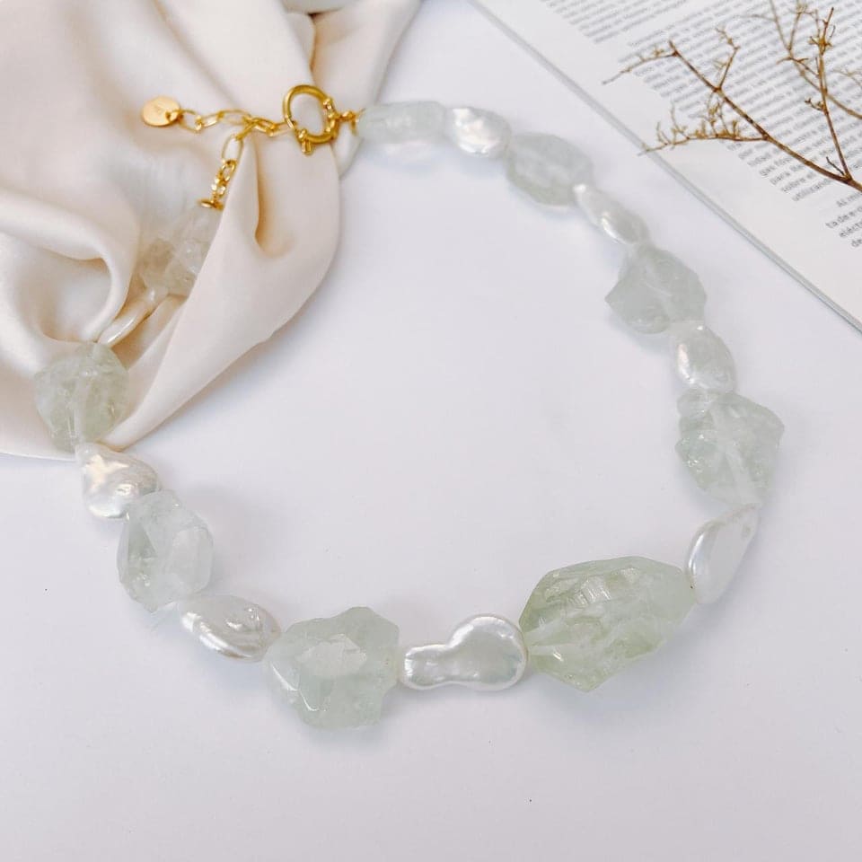 Collar de Cuarzo y Perlas